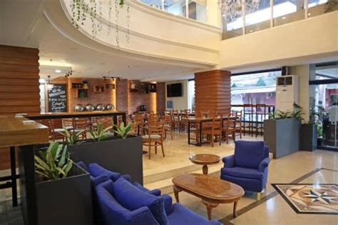 Hotels near Philippine Heart Center .